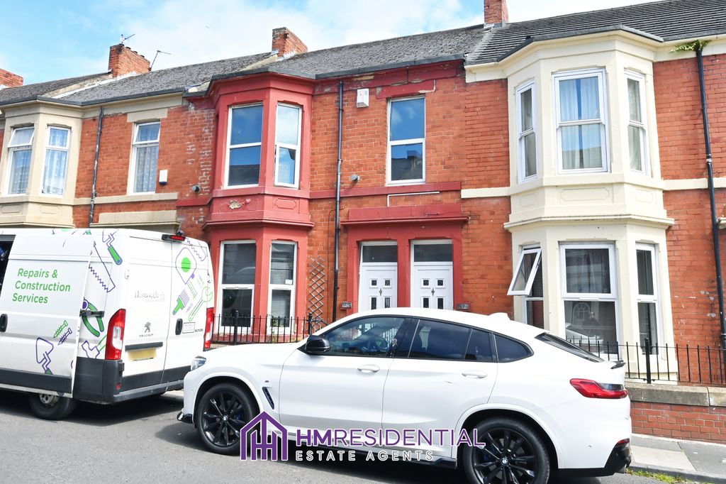 Property photo 1 of 7 2 Bedroom Ground Floor Flat For Rent On Farndale Road, Benwell, Newcastle Upon Tyne, Ne4 8Ty Available Now £850.00 Pcm