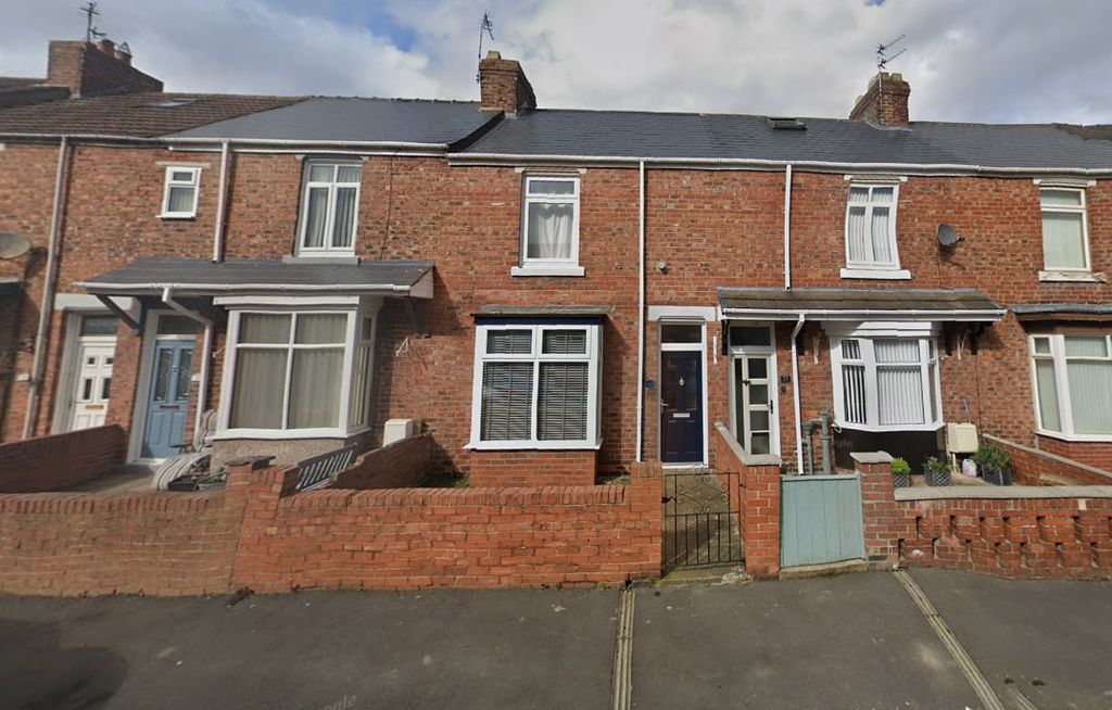 Property photo 1 of 1