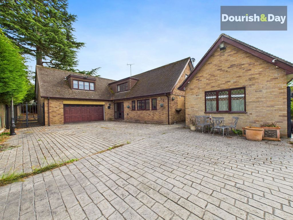 Property photo 1 of 35