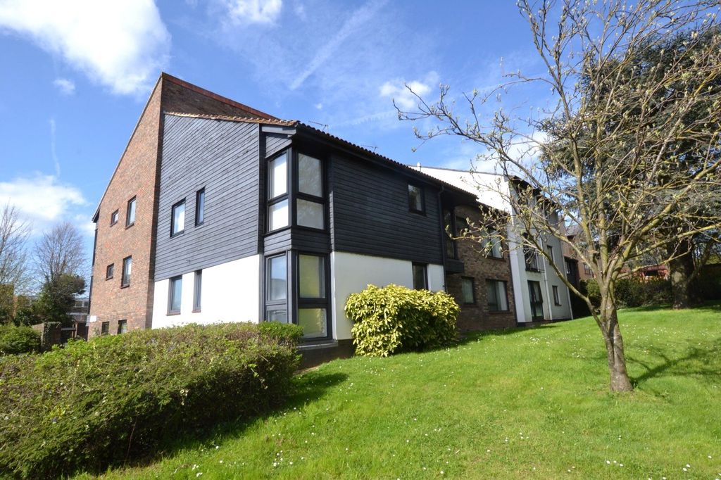 Property photo 1 of 7 Exterior