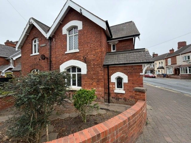 Property photo 2 of 12