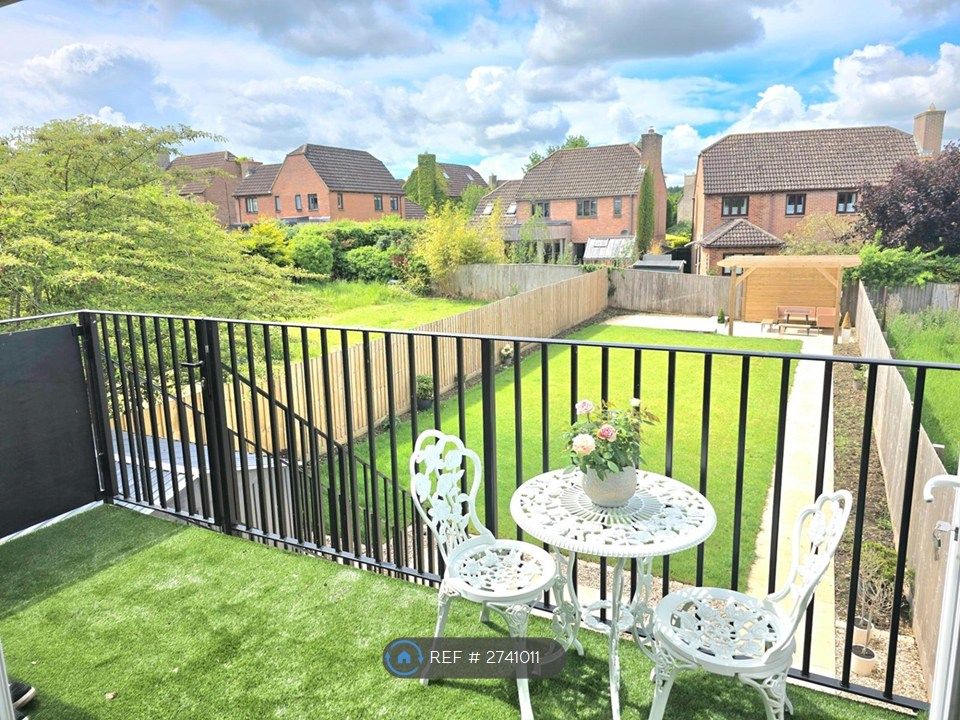 Property photo 2 of 10