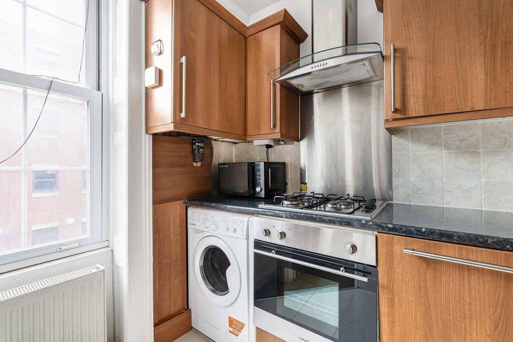 Property photo 2 of 13 Kitchen