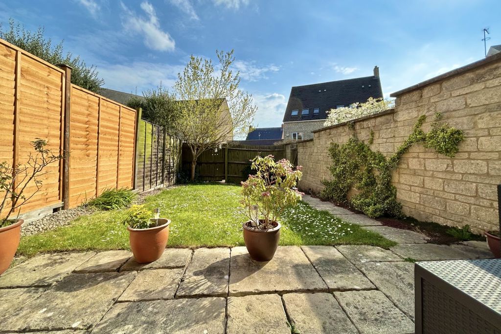 Property photo 3 of 16