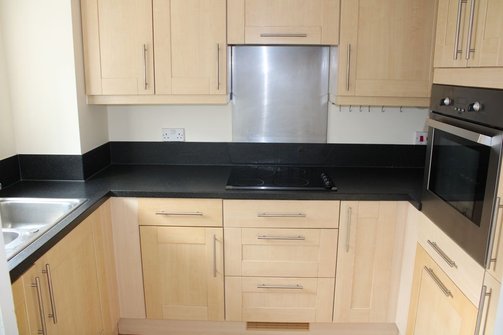 Property photo 3 of 9