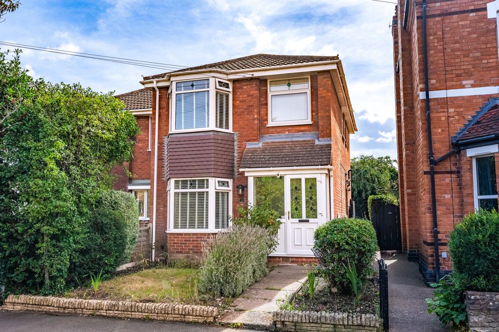 Property photo 1 of 22
