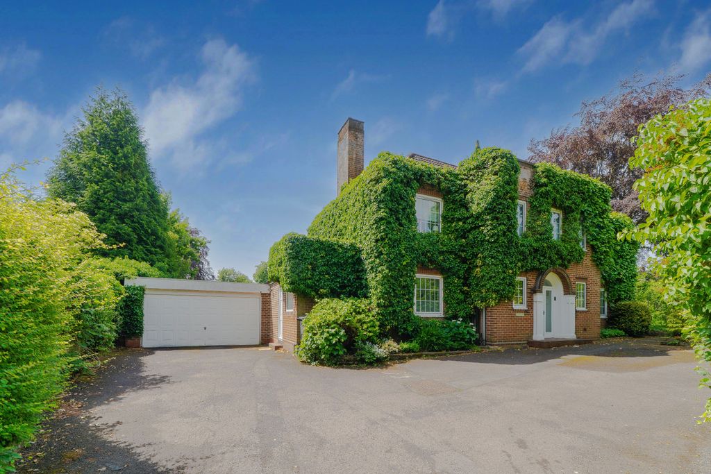 Property photo 1 of 35