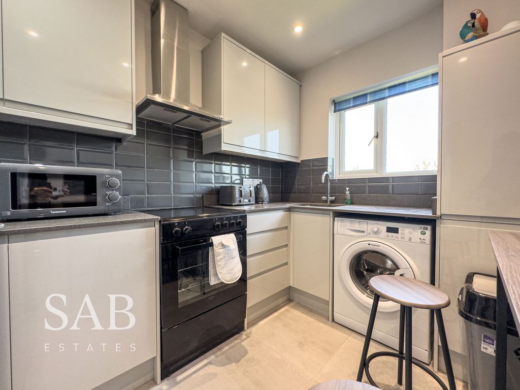 Property photo 2 of 3