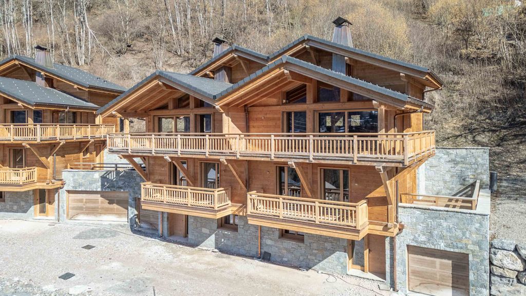 Property photo 1 of 11 Morzine Chalet For S