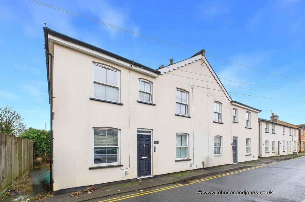 Property photo 1 of 10 1 Front.Jpg