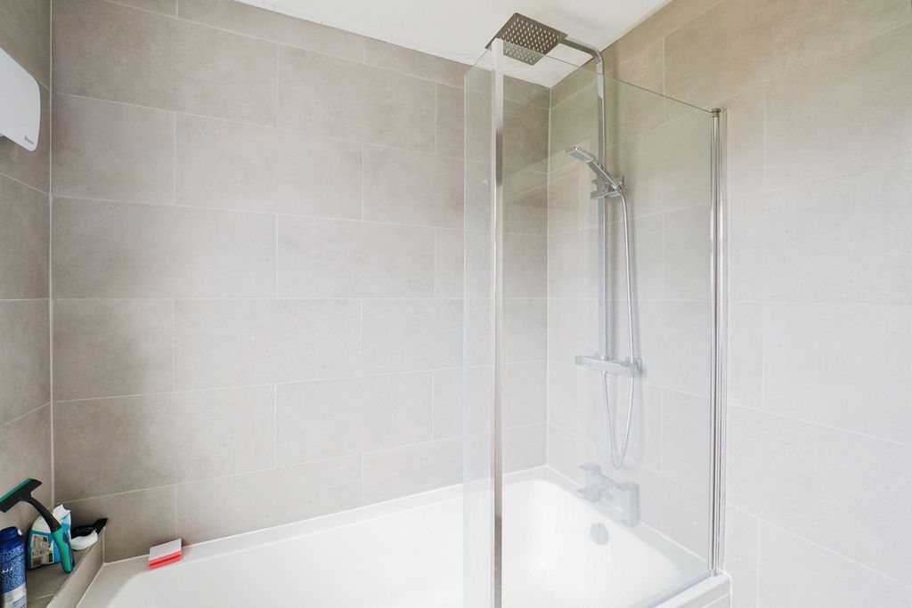 Property photo 3 of 7 Pbox-Img.Jpg