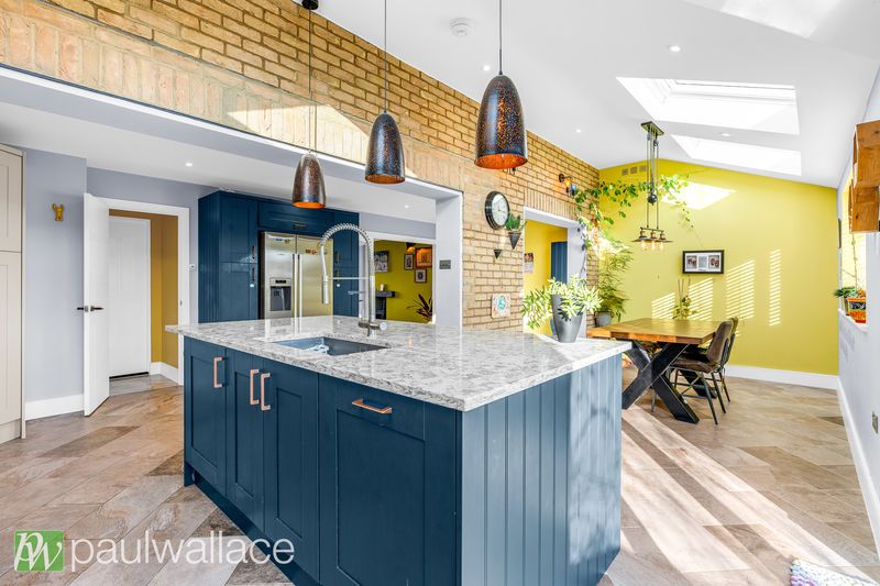 Property photo 3 of 27 Kitchen / Dining Room