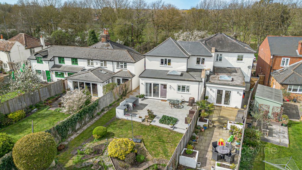 Additional image 22 of 4 bed semi-detached house for saleDavis Street, Hurst RG10