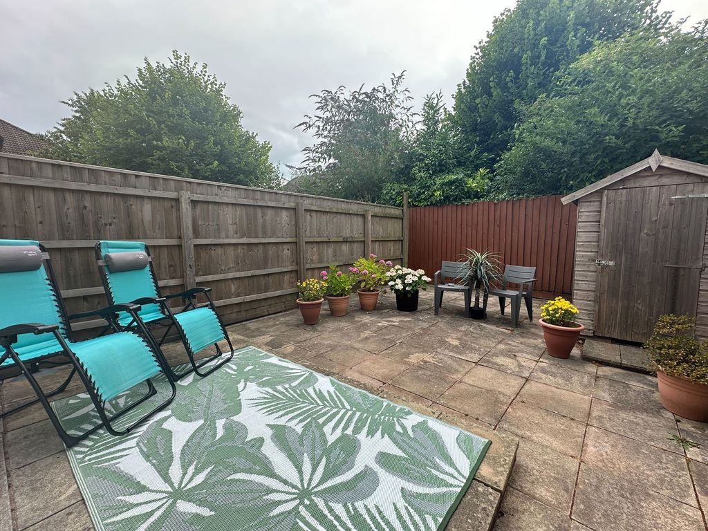 Property photo 2 of 12