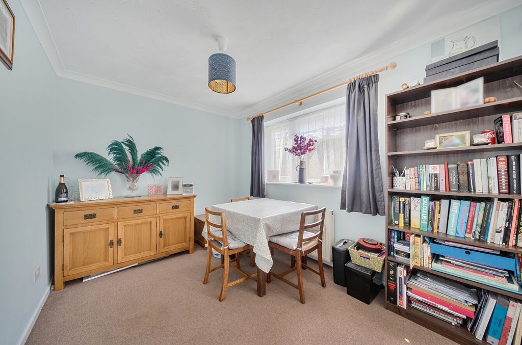 Property photo 3 of 12 1484635-11-6A4531...
