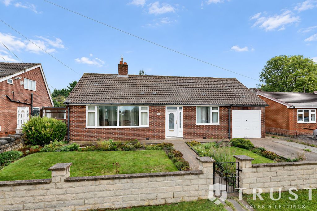 Property photo 1 of 30