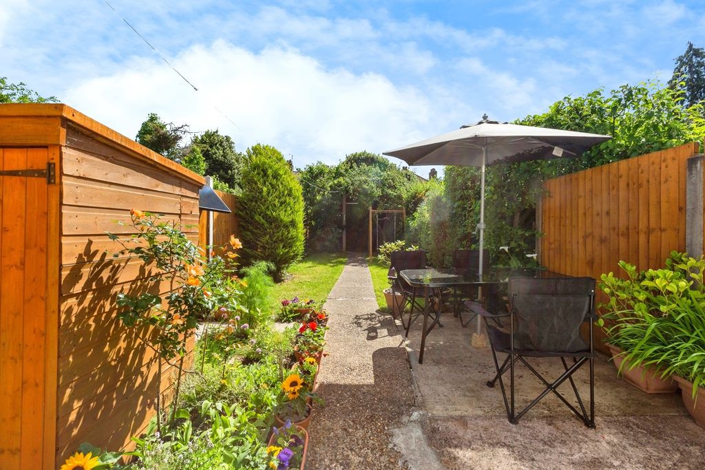 Property photo 2 of 19 Photo