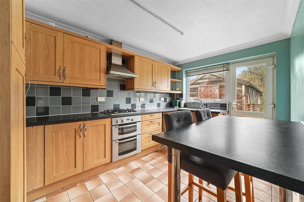 Property photo 2 of 13 Kitchen