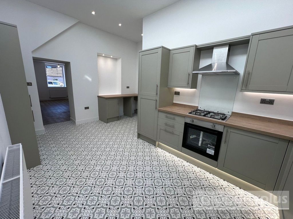 Property photo 3 of 24 Picture No. 17