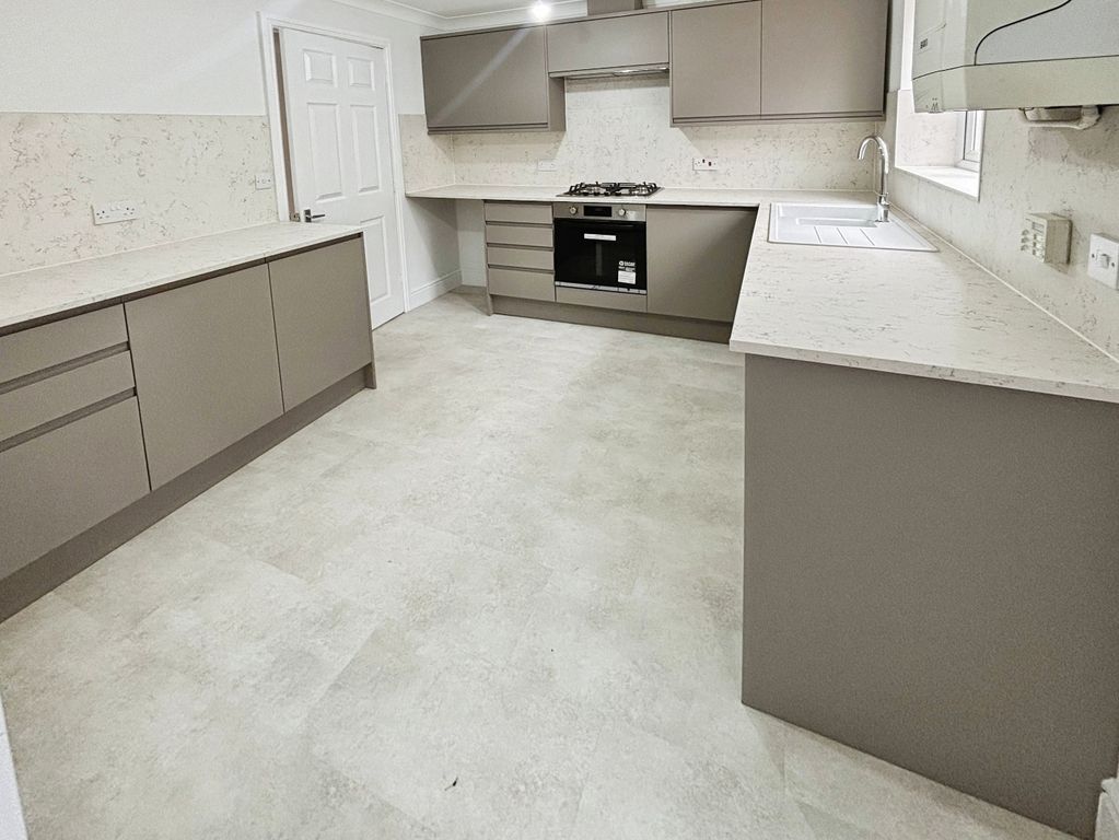 Property photo 2 of 14 Pbox-Img.Jpeg