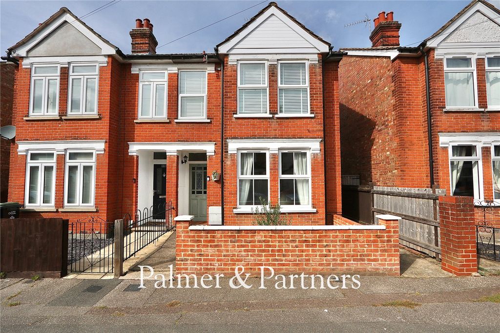 Property photo 1 of 33 Picture No. 02