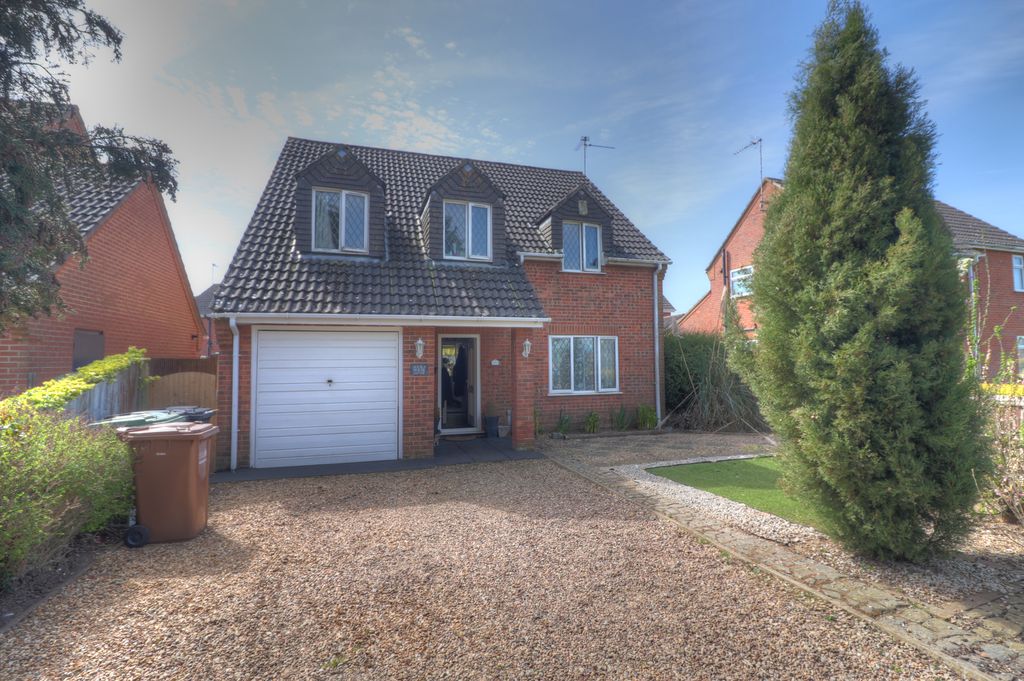 Property photo 1 of 20 Front