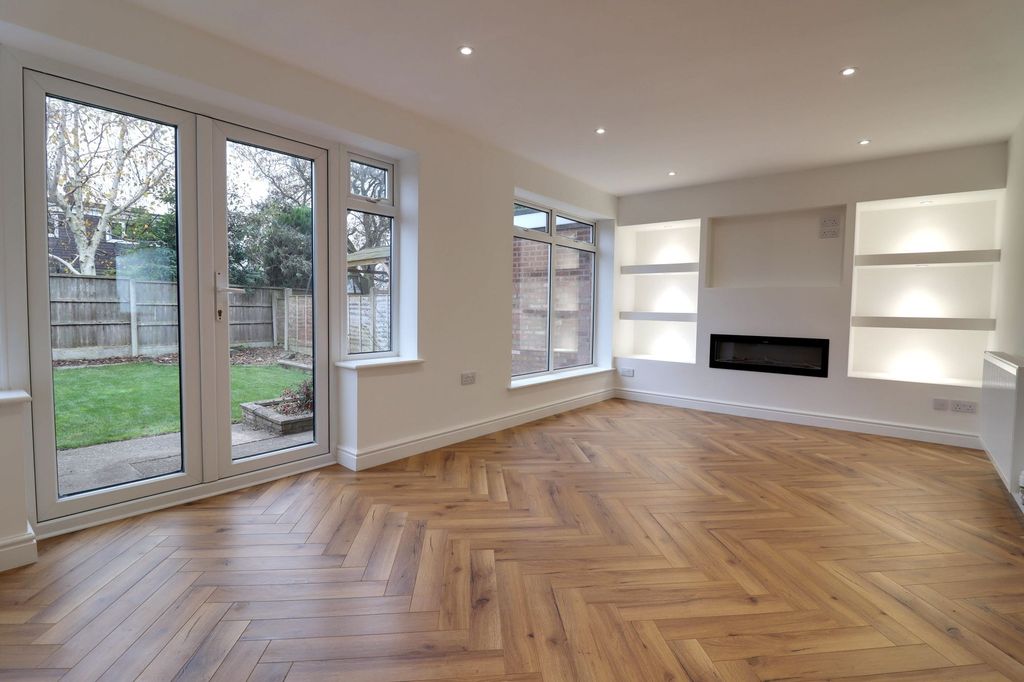 Property photo 2 of 14 Living/Kitchen/Dining Room