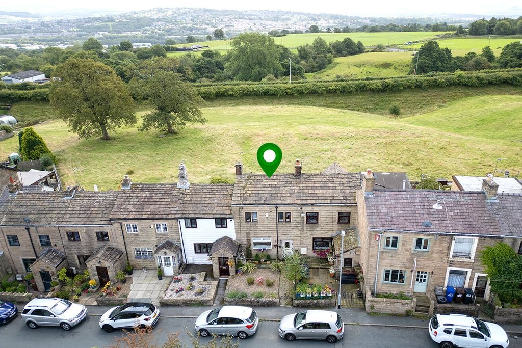 Property photo 1 of 14 4414943