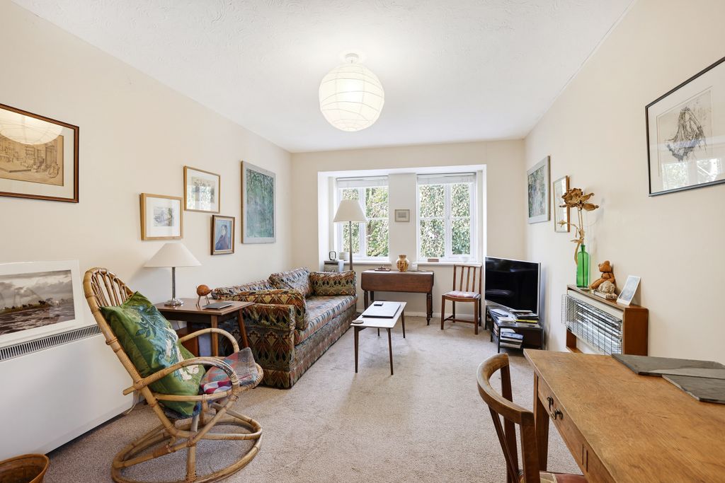 Property photo 3 of 13 Reception | Dining Area
