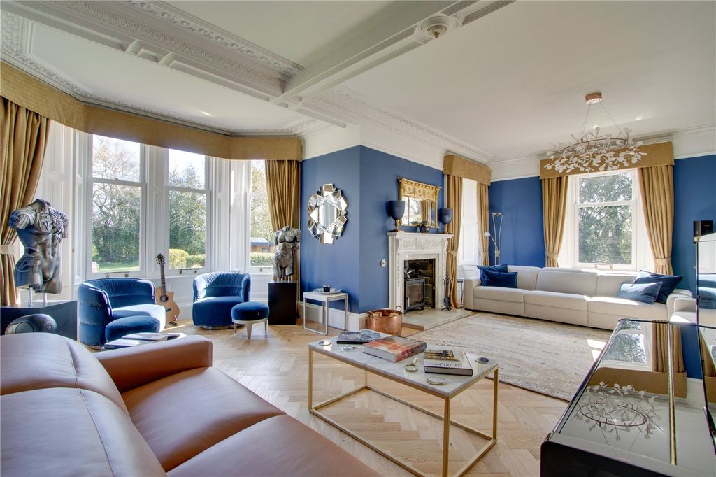Property photo 2 of 34 Drawing Room