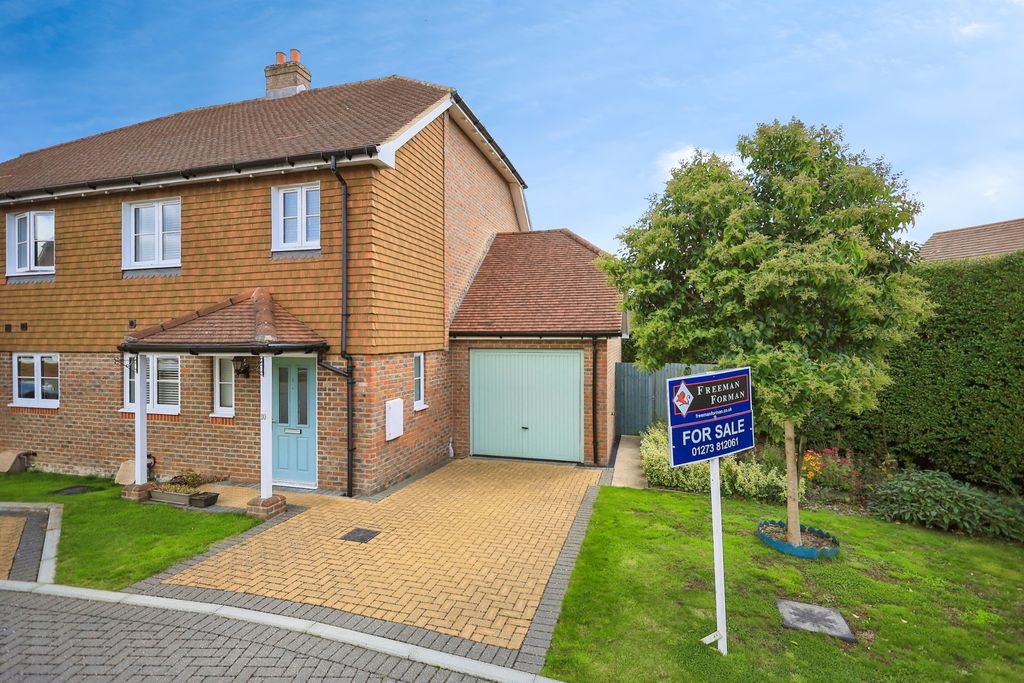 Property photo 1 of 21 Photo