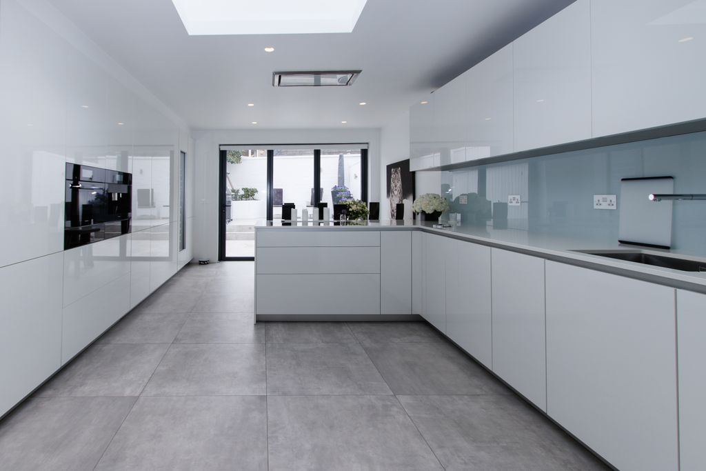 Property photo 2 of 20