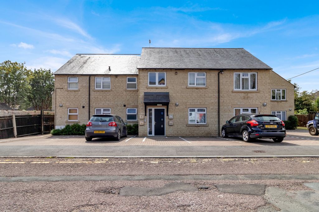 Property photo 1 of 10 Picture No. 06
