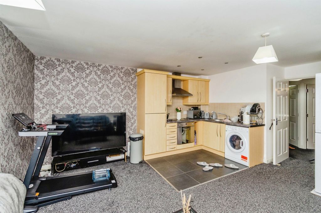 Property photo 2 of 16