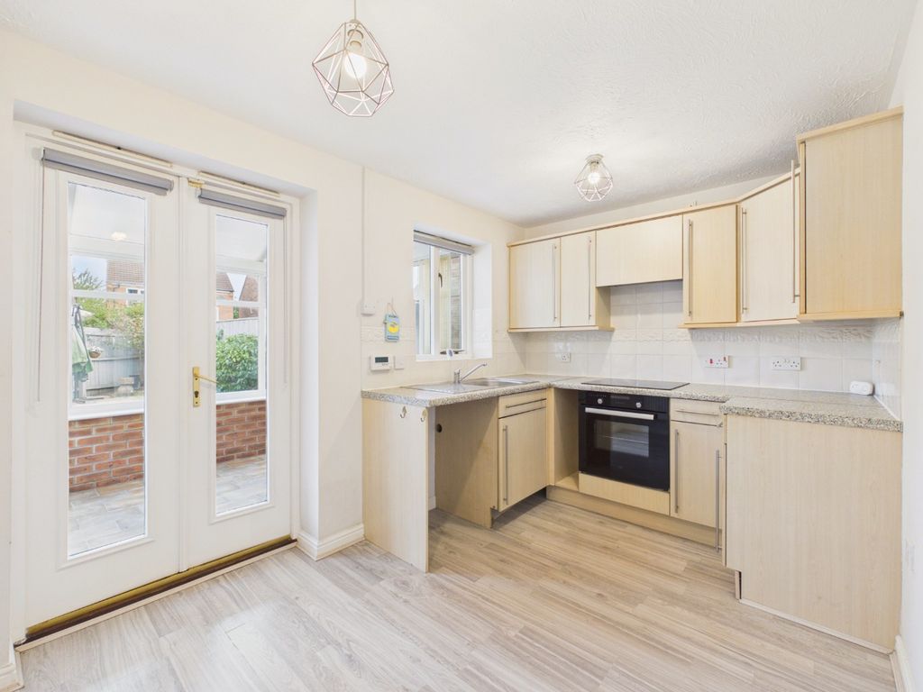 Property photo 2 of 12 5589705