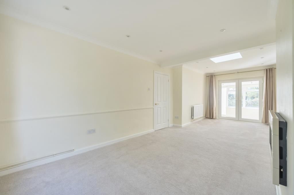 Property photo 2 of 20 Reception