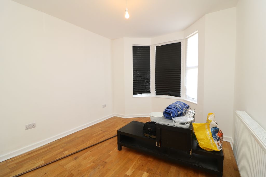 Property photo 1 of 28