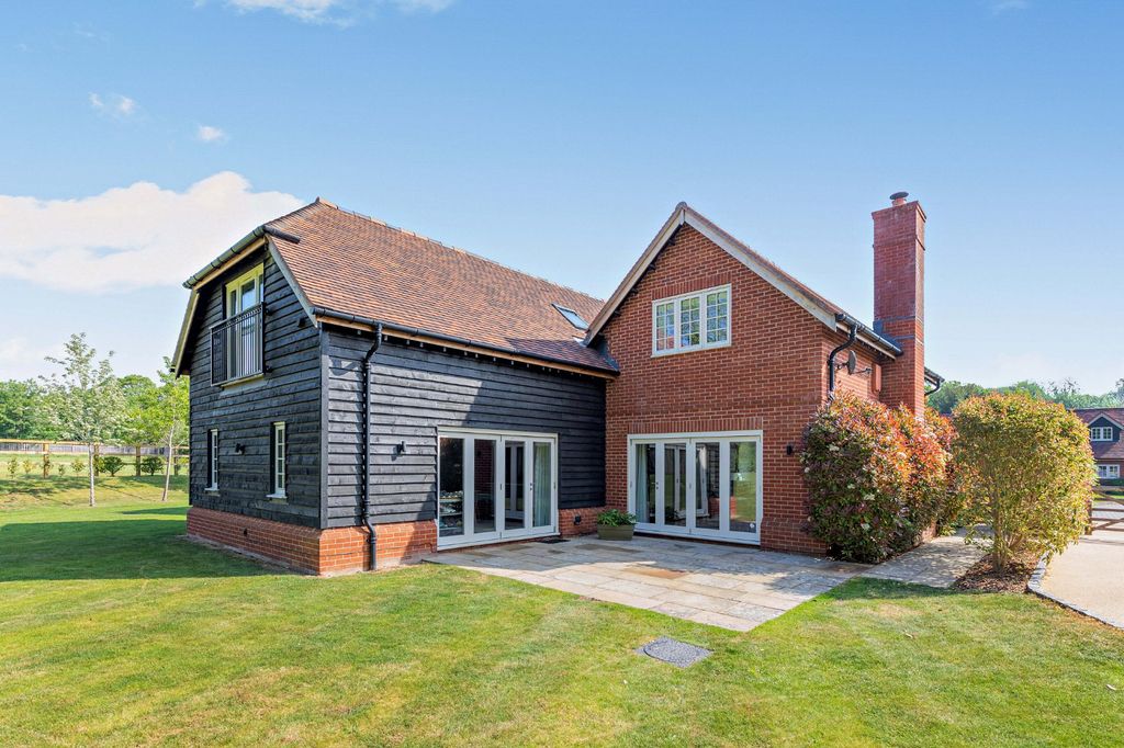 Additional image 24 of 5 bed detached house for saleThe Shires, Littlewick Green, Berkshire SL6