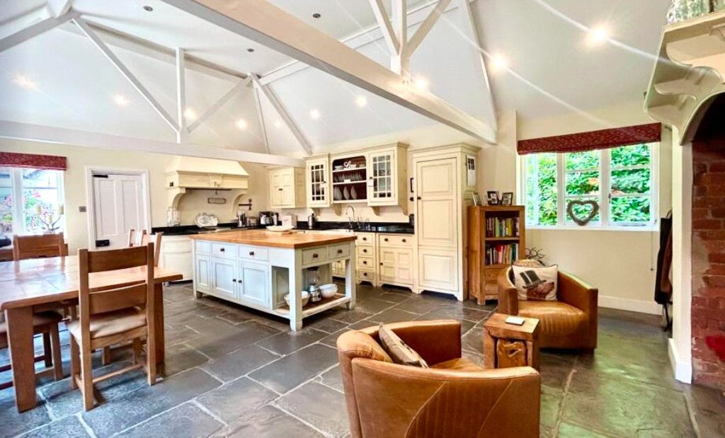 Property photo 3 of 10 Picture No. 09