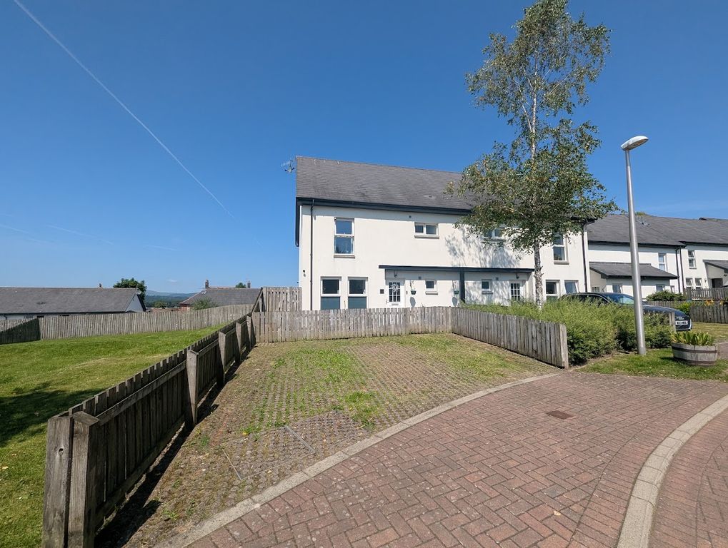 Property photo 1 of 26