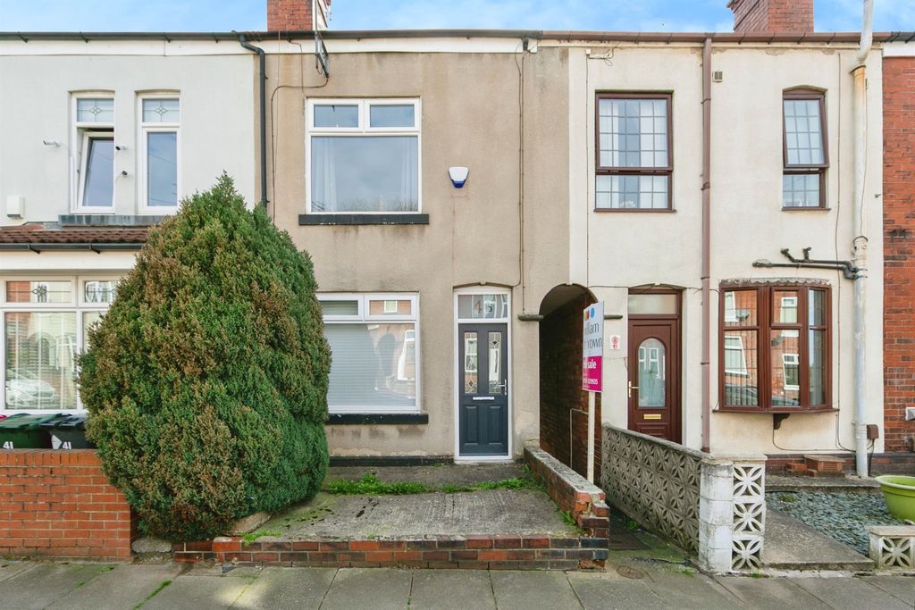 Property photo 1 of 17