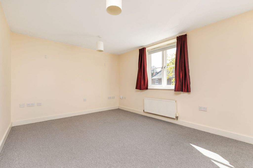 Property photo 3 of 7