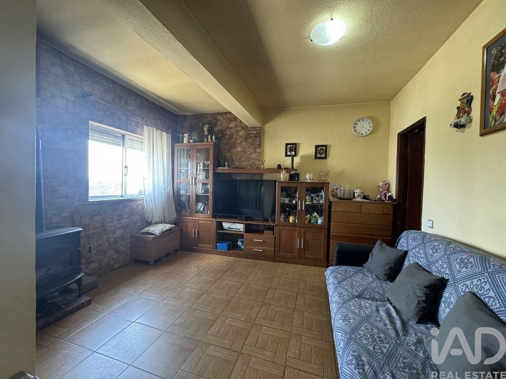 Property photo 1 of 27