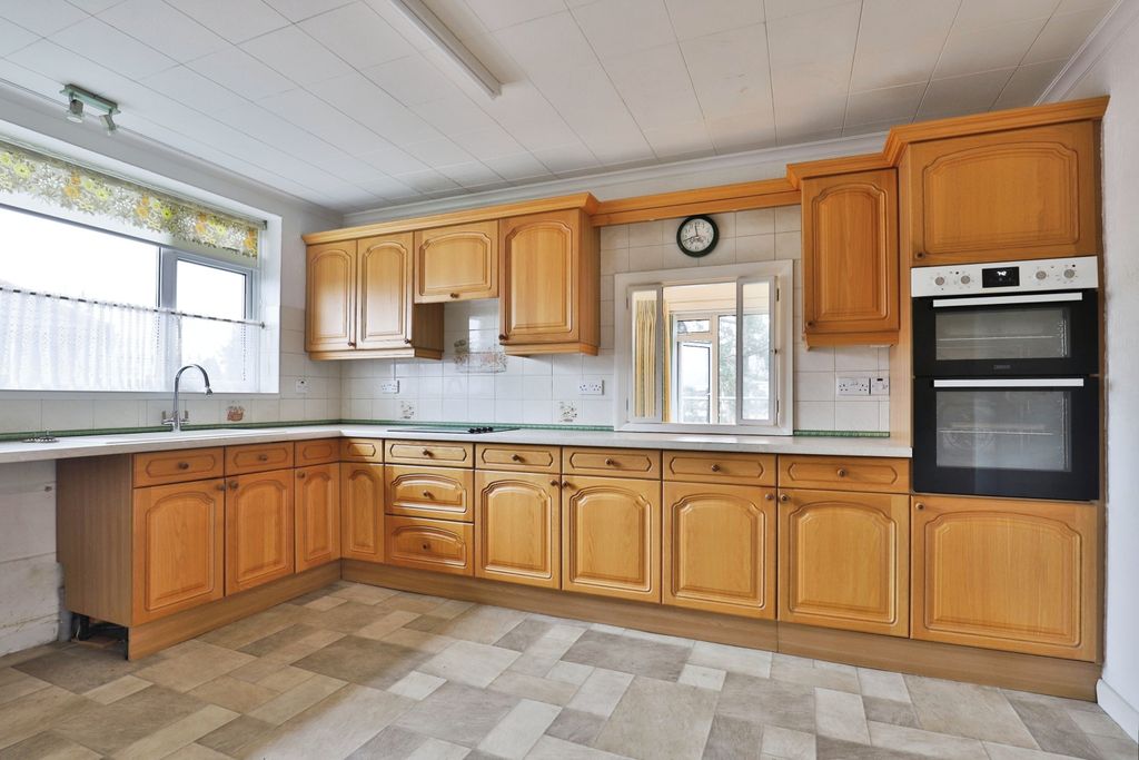 Property photo 3 of 16 Photography