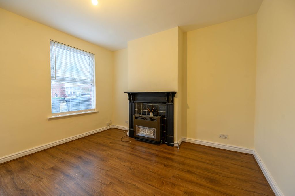 Property photo 3 of 14 Dsl_0013-Hdr