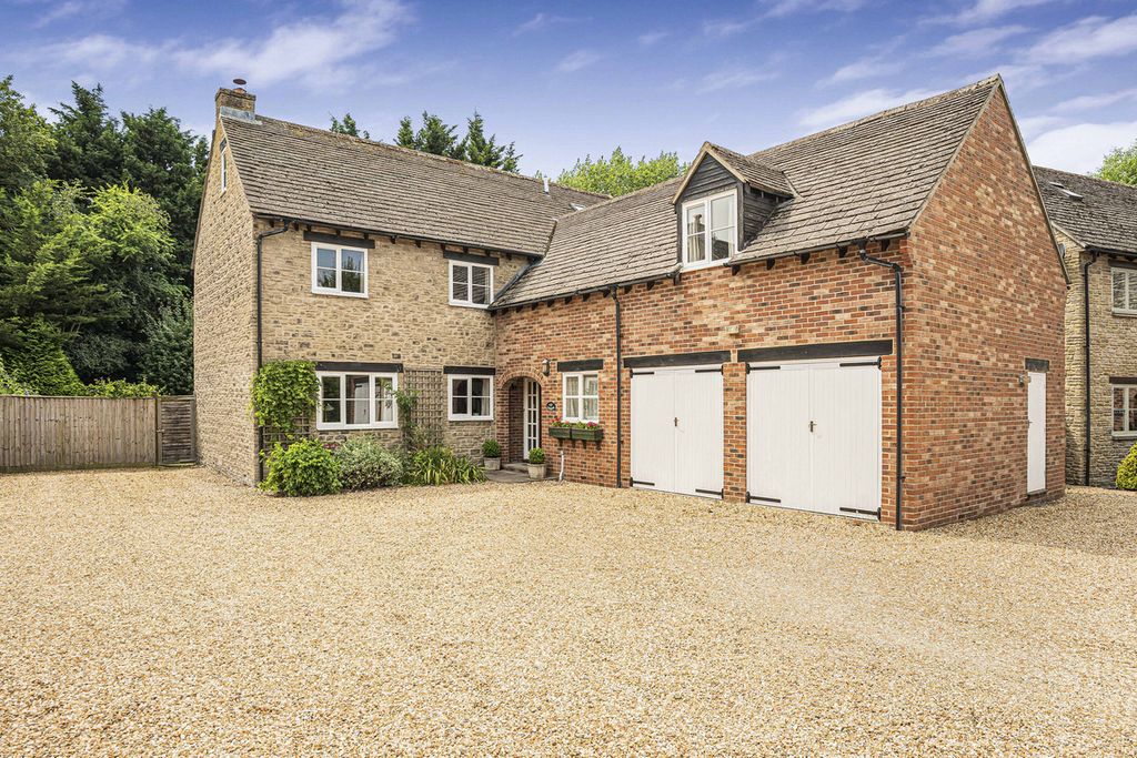 Property photo 1 of 38