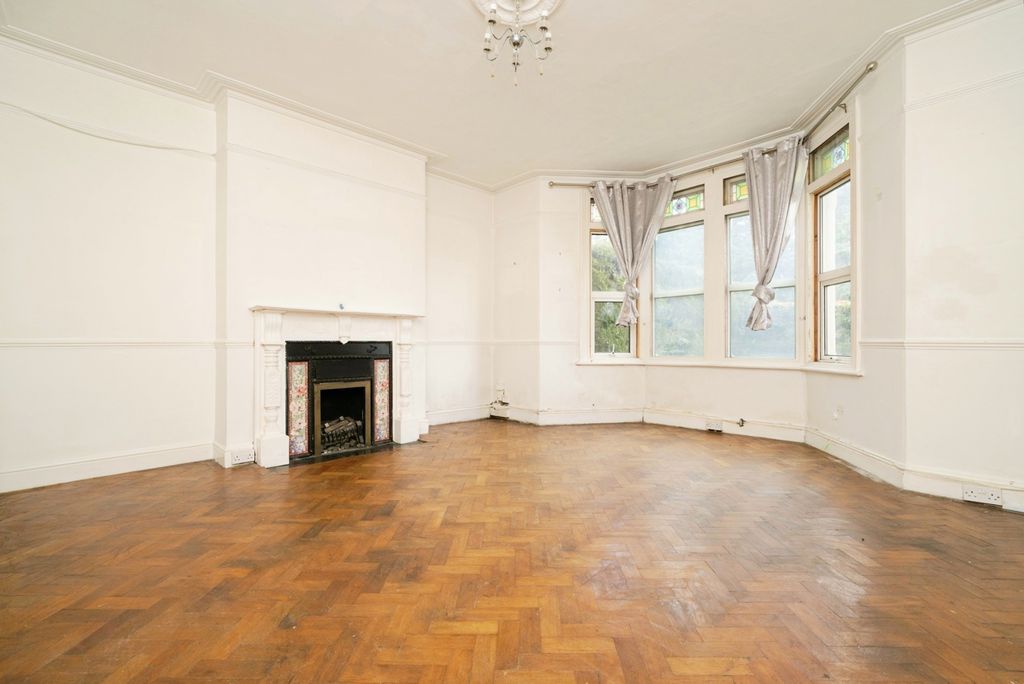 Property photo 1 of 17 Photo