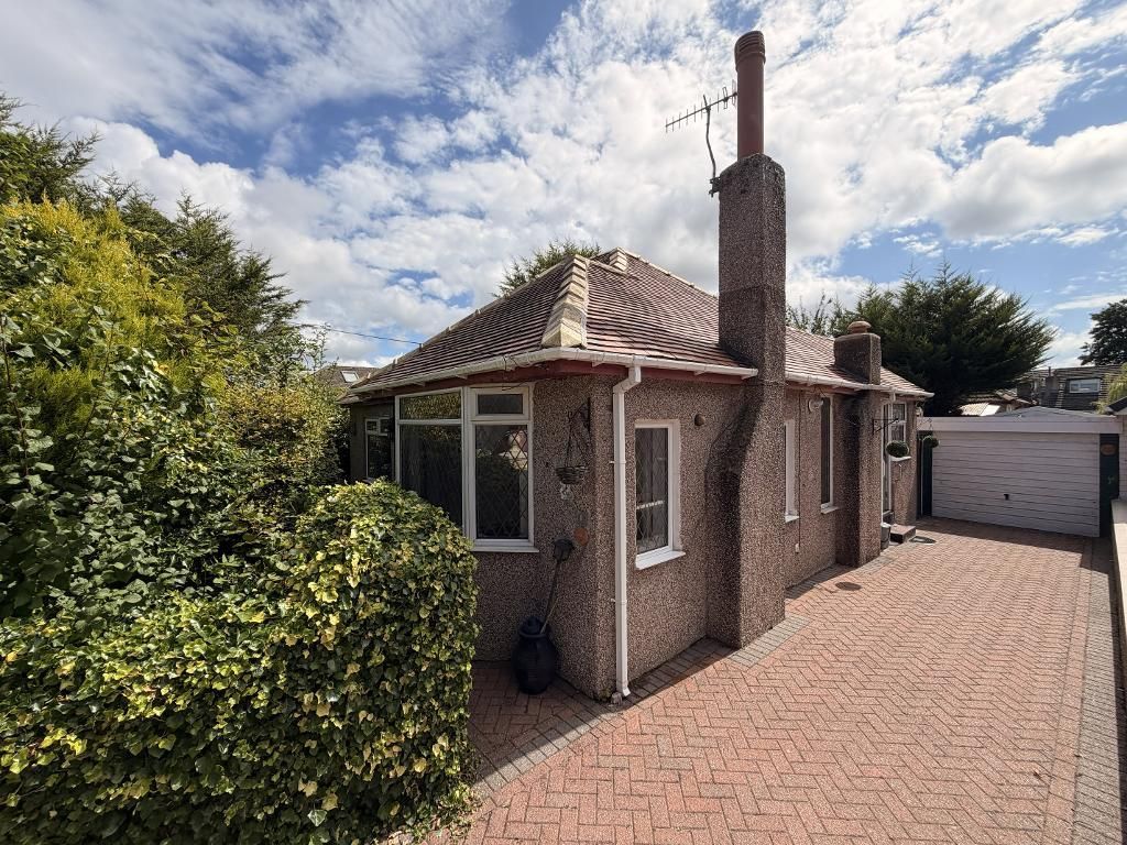 Property photo 1 of 17 External