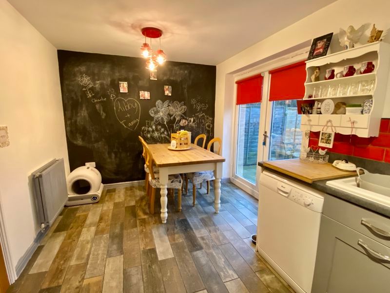 Property photo 3 of 14 Kiitchen/Diner