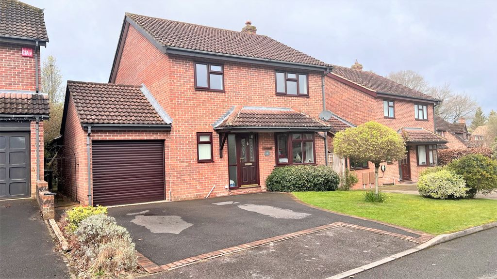 Property photo 1 of 20